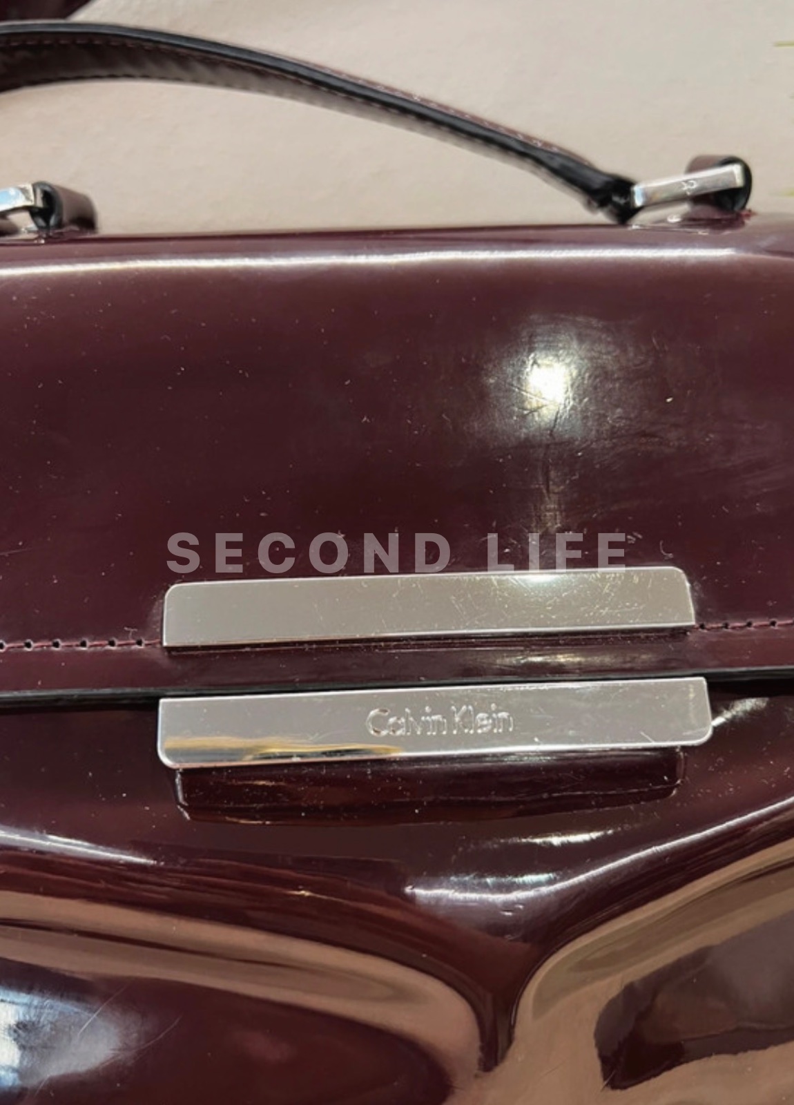 Borsa Calvin Klein in vernice e tessuto, foto 2