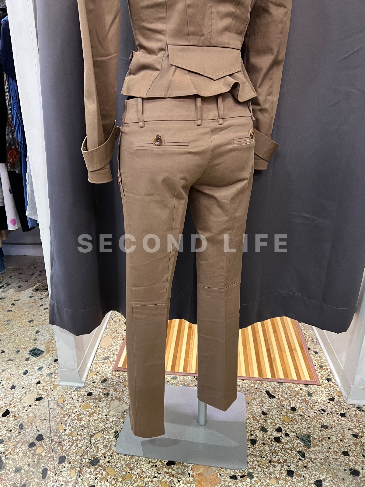Tailleur AnnaRita N in cotone beige come nuovo, foto 11