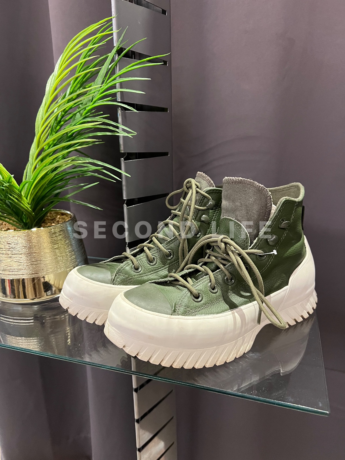 Firmato: Scarpe Converse in pelle