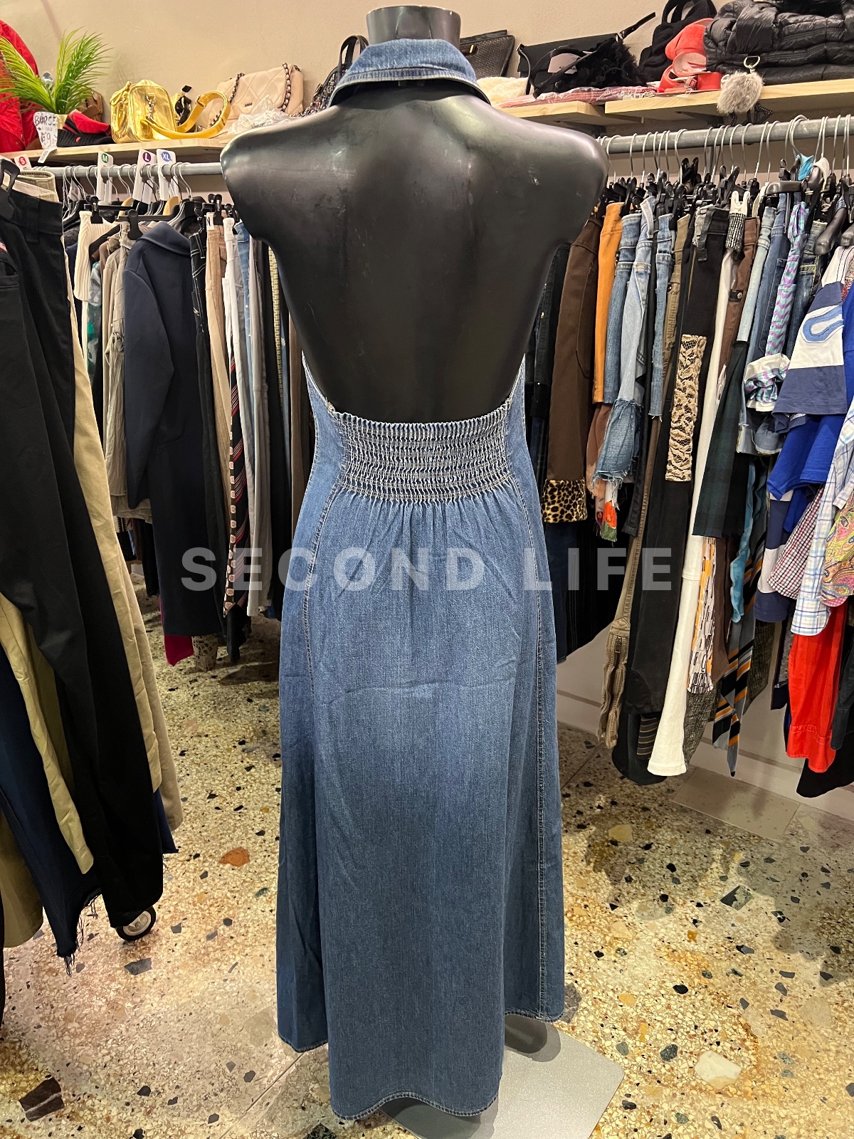 Abito Diesel lungo halter neck in denim, foto 4