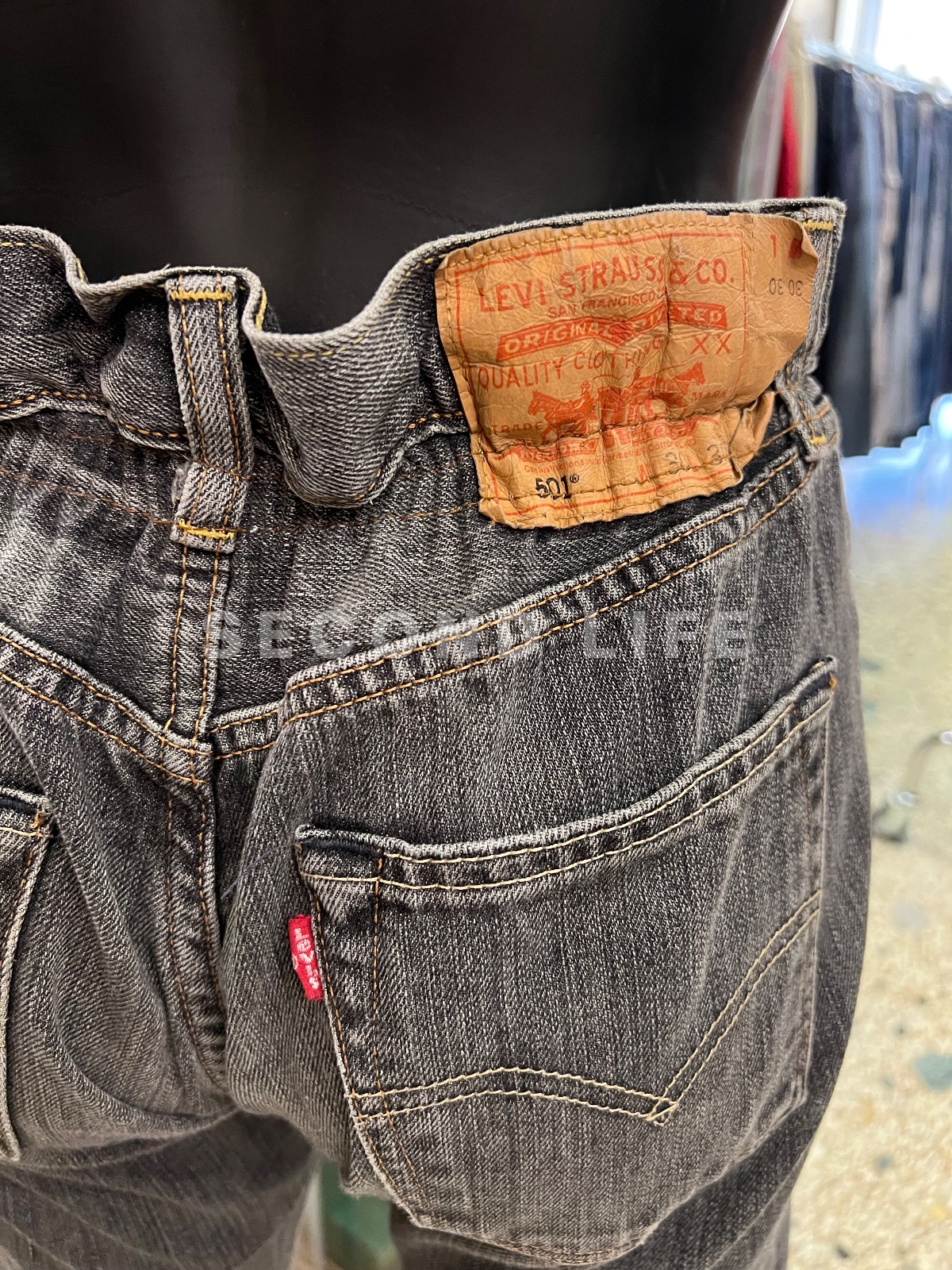 Pantaloni Levi’s Caramella in denim, foto 2