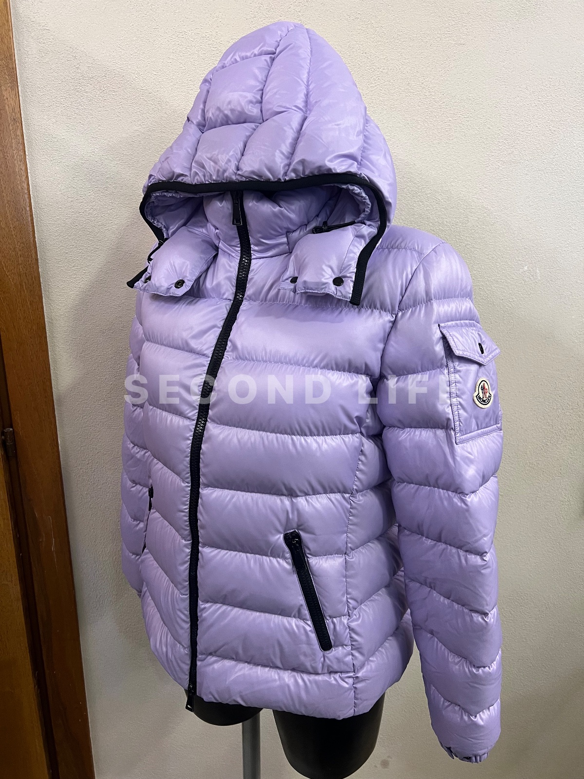 Piumino Moncler lilla taglia S