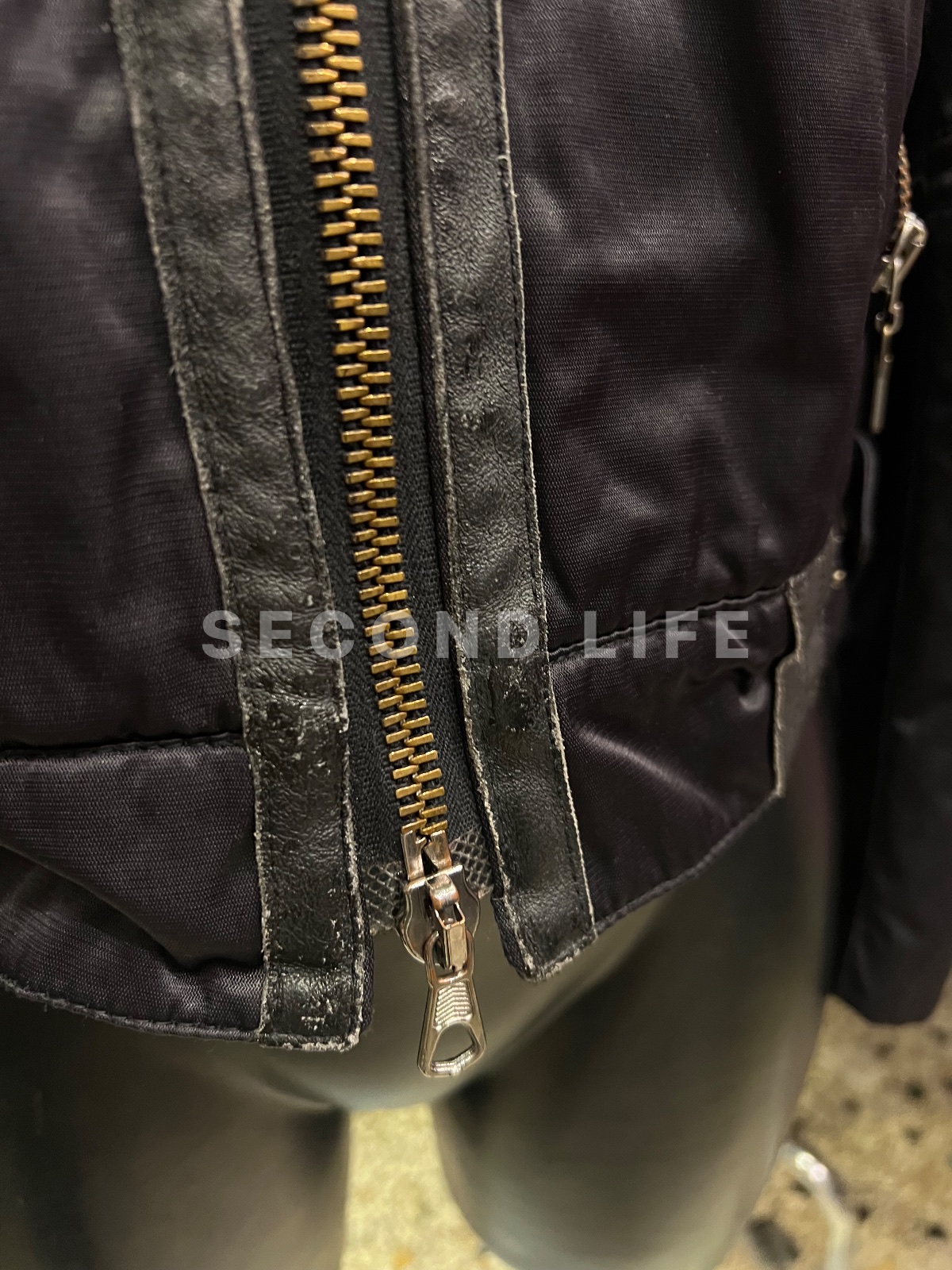 Giacca Versace Sport con collo in pelliccia, foto 7